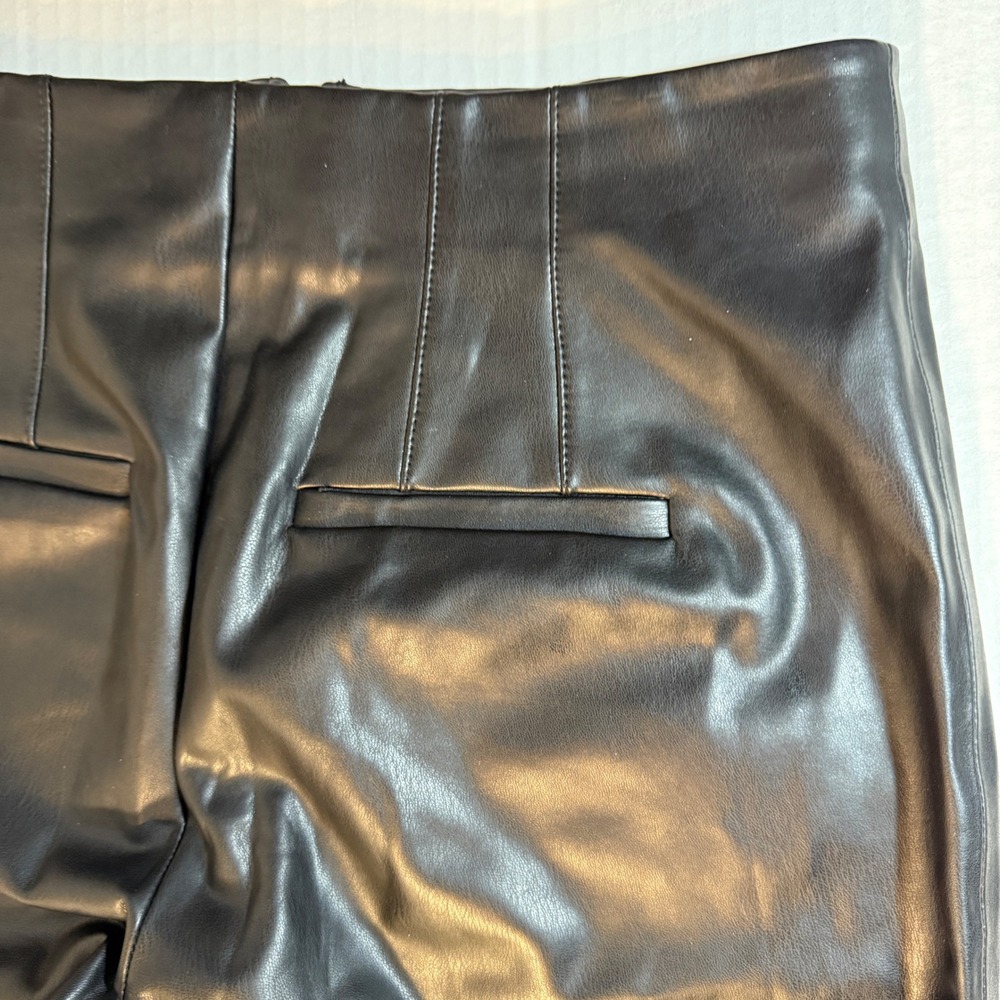 Veronica Beard Sz 8 pants Black Faux Leather High Waisted Wide Leg Crop Elegant - Picture 14 of 16